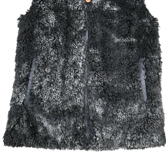 Simply Southern Womens S Faux Fur Sherpa Sleeveless Vest - Picture 5 of 10